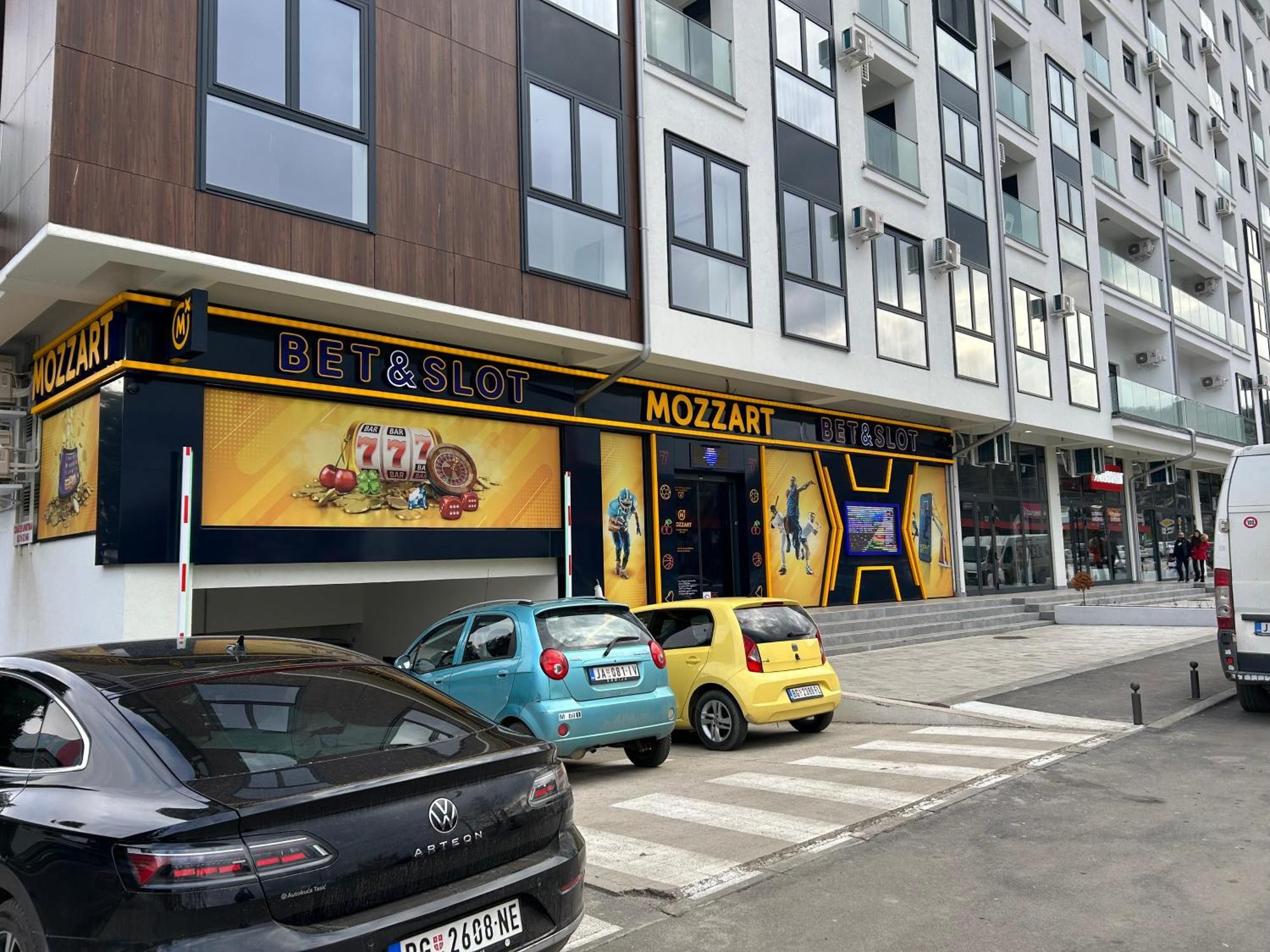 Aparthotel De Lux Nedeljkovic Jagodina Esterno foto