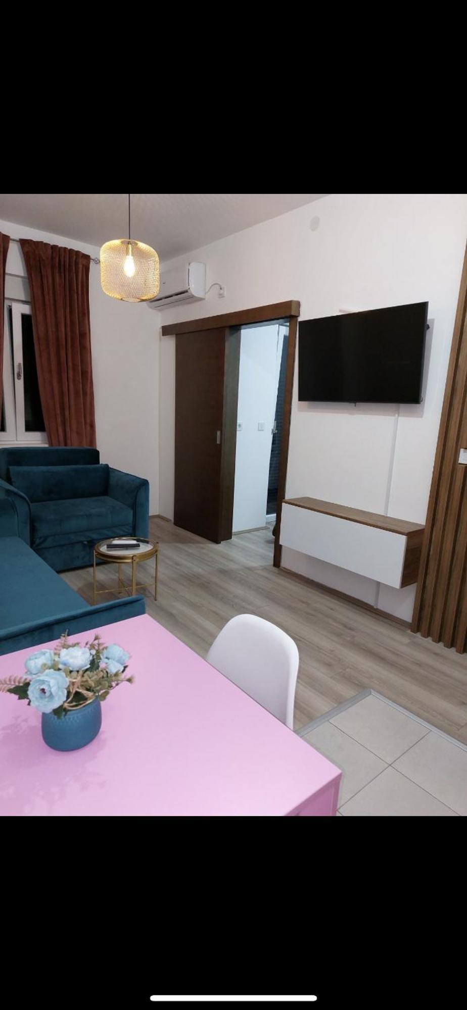 Aparthotel De Lux Nedeljkovic Jagodina Esterno foto