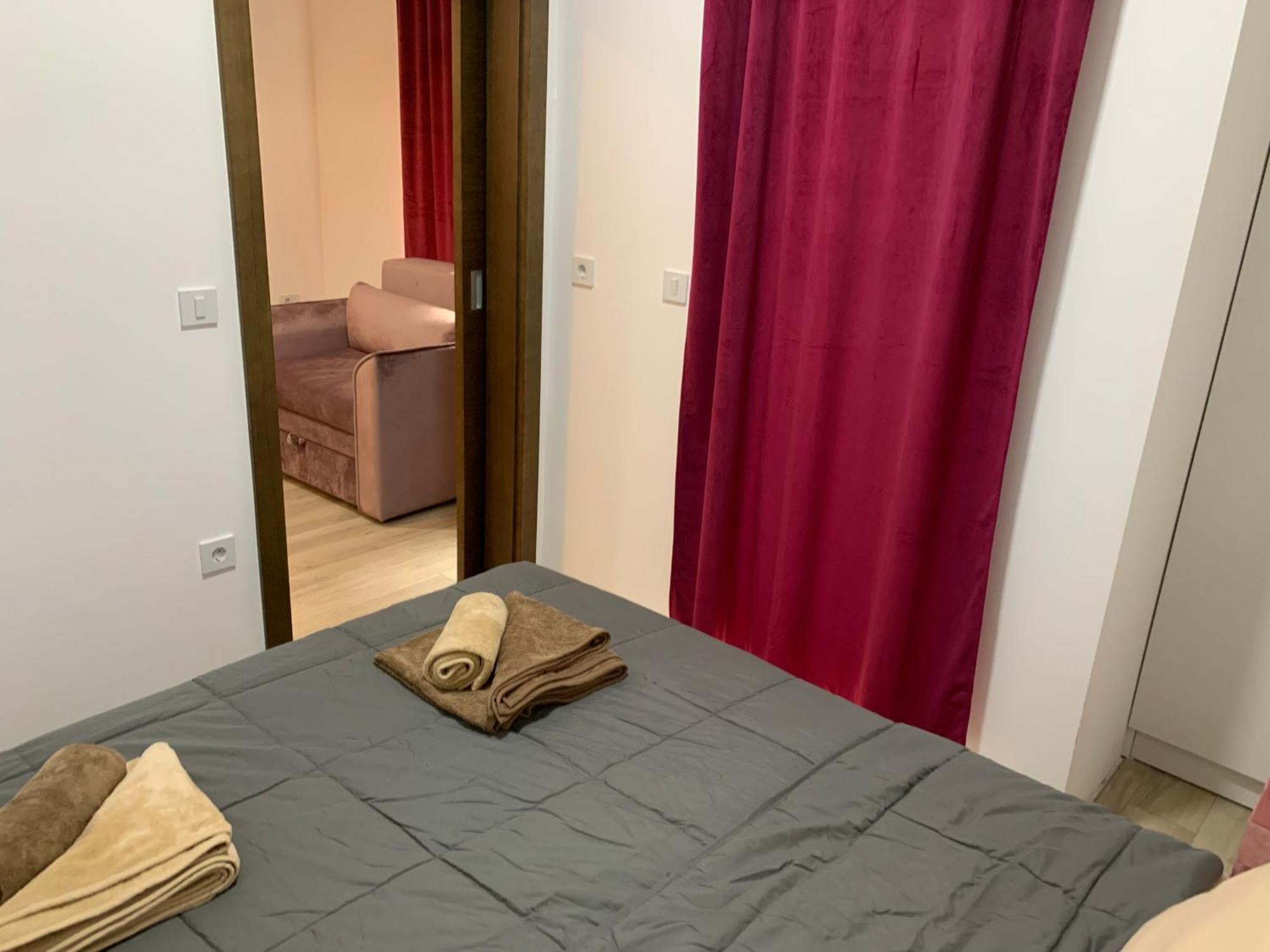 Aparthotel De Lux Nedeljkovic Jagodina Esterno foto