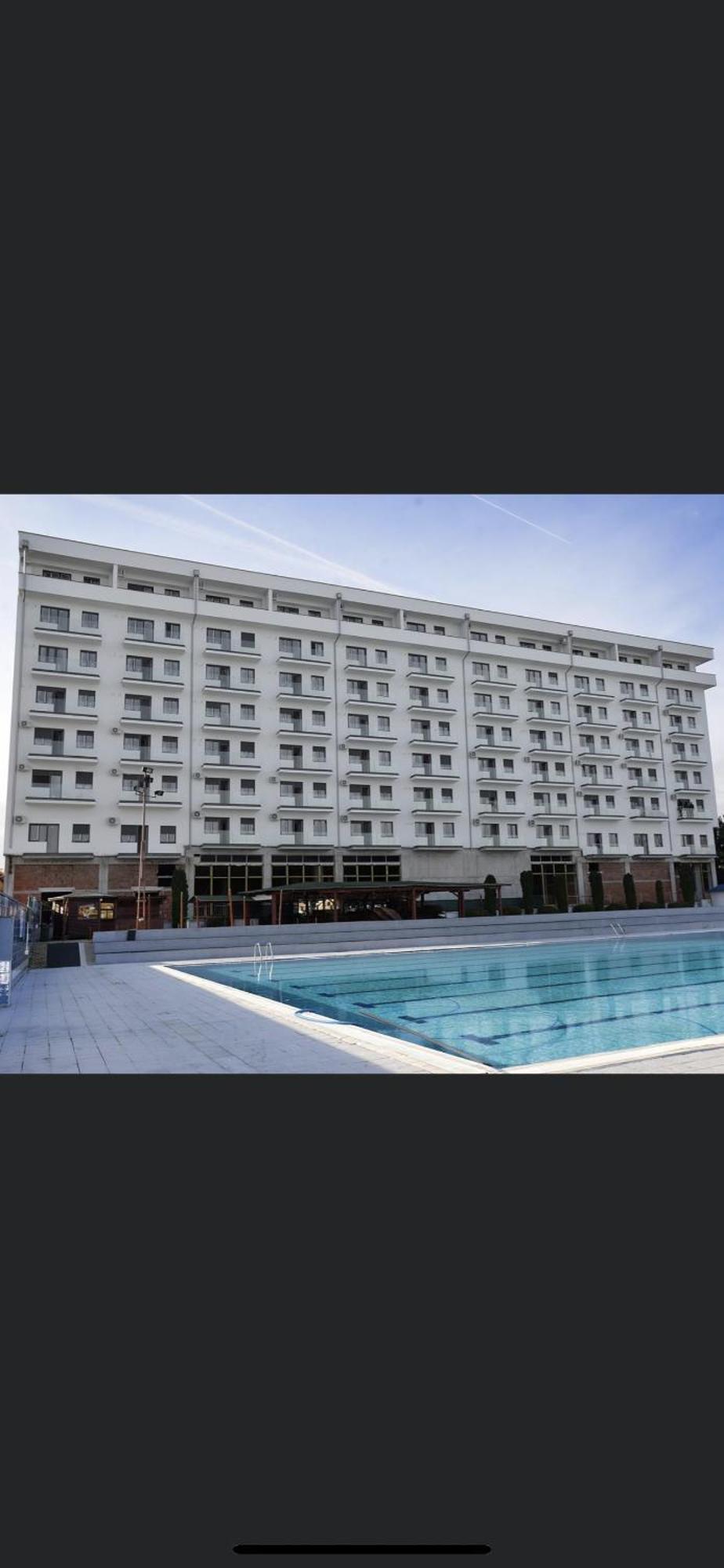 Aparthotel De Lux Nedeljkovic Jagodina Esterno foto