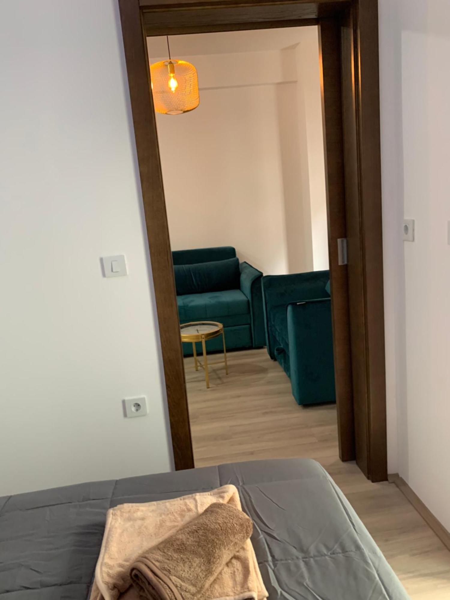 Aparthotel De Lux Nedeljkovic Jagodina Esterno foto