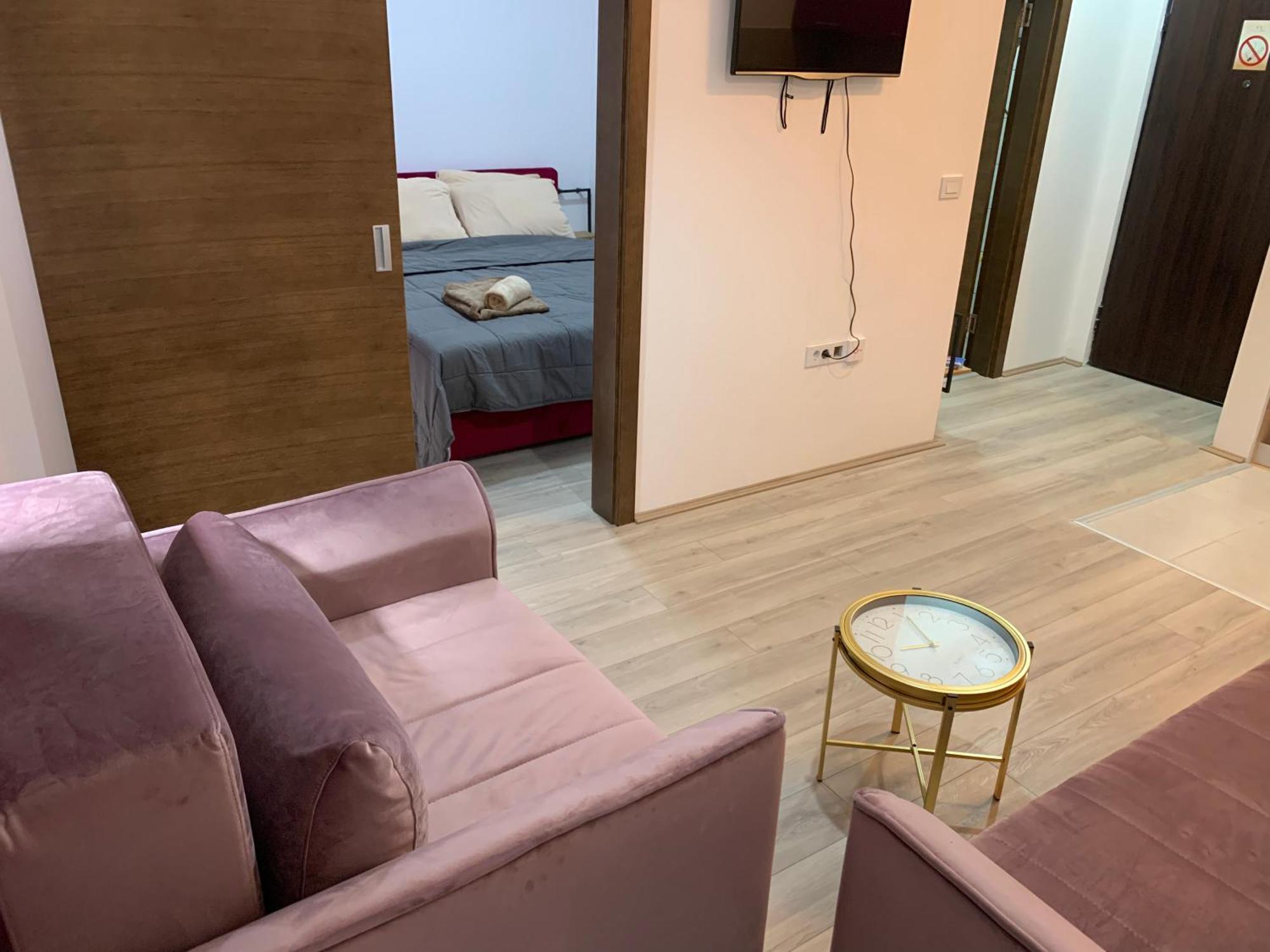Aparthotel De Lux Nedeljkovic Jagodina Esterno foto